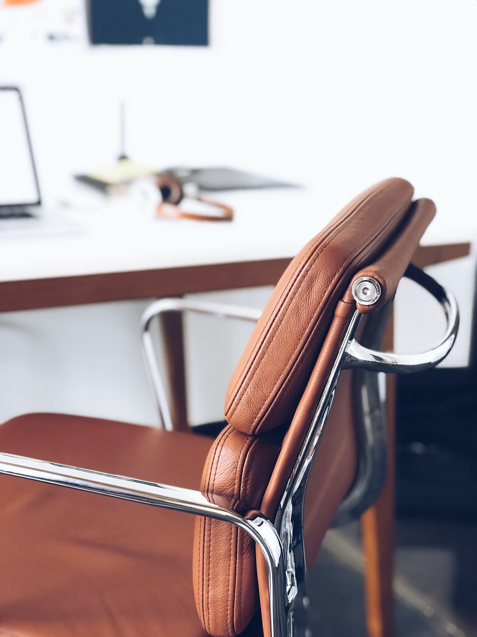 12 Signs You Should Hire Cleaners for Office Chair Cleaning
